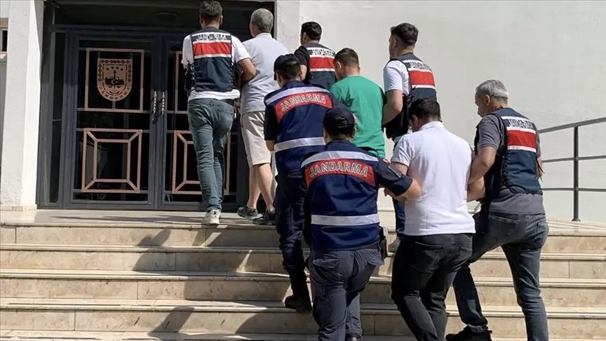 Terör örgütü DEAŞ'a yönelik operasyonlarda 153 şüpheli yakalandı