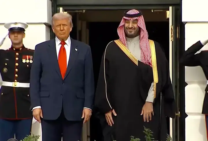 ABD Başkanı Trump ile Suudi Arabistan Veliaht Prensi Selman bir araya geldi