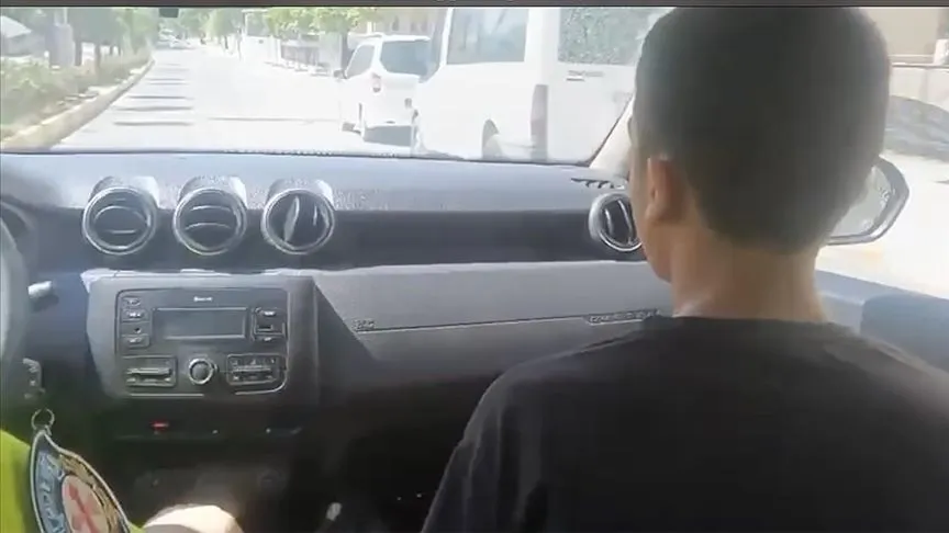 Şırnak'ta polis ekipleri bir öğrenciyi LGS sınavına yetiştirdi