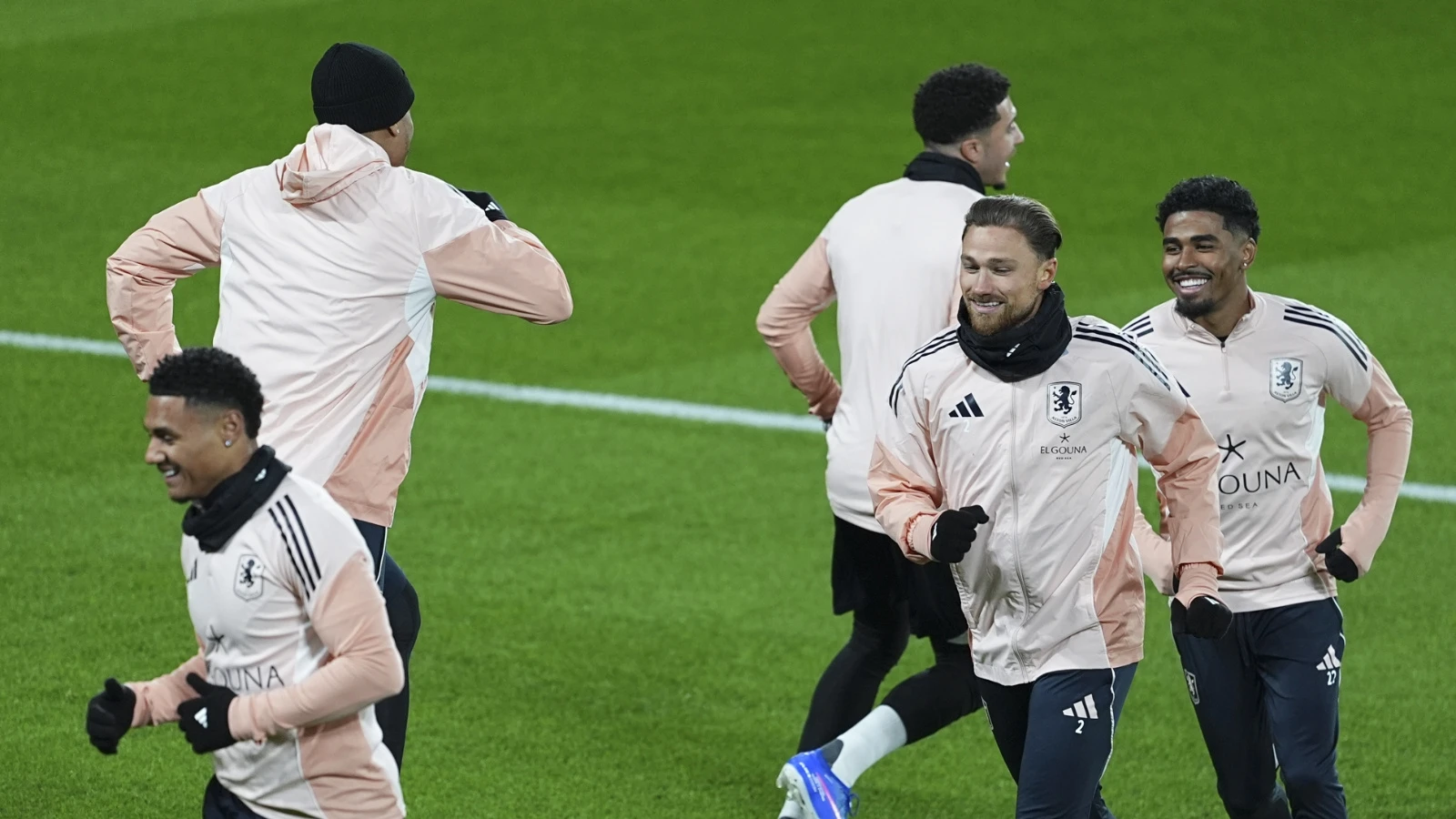 Aston Villa, Fenerbahçe maçı hazırlıklarını tamamladı