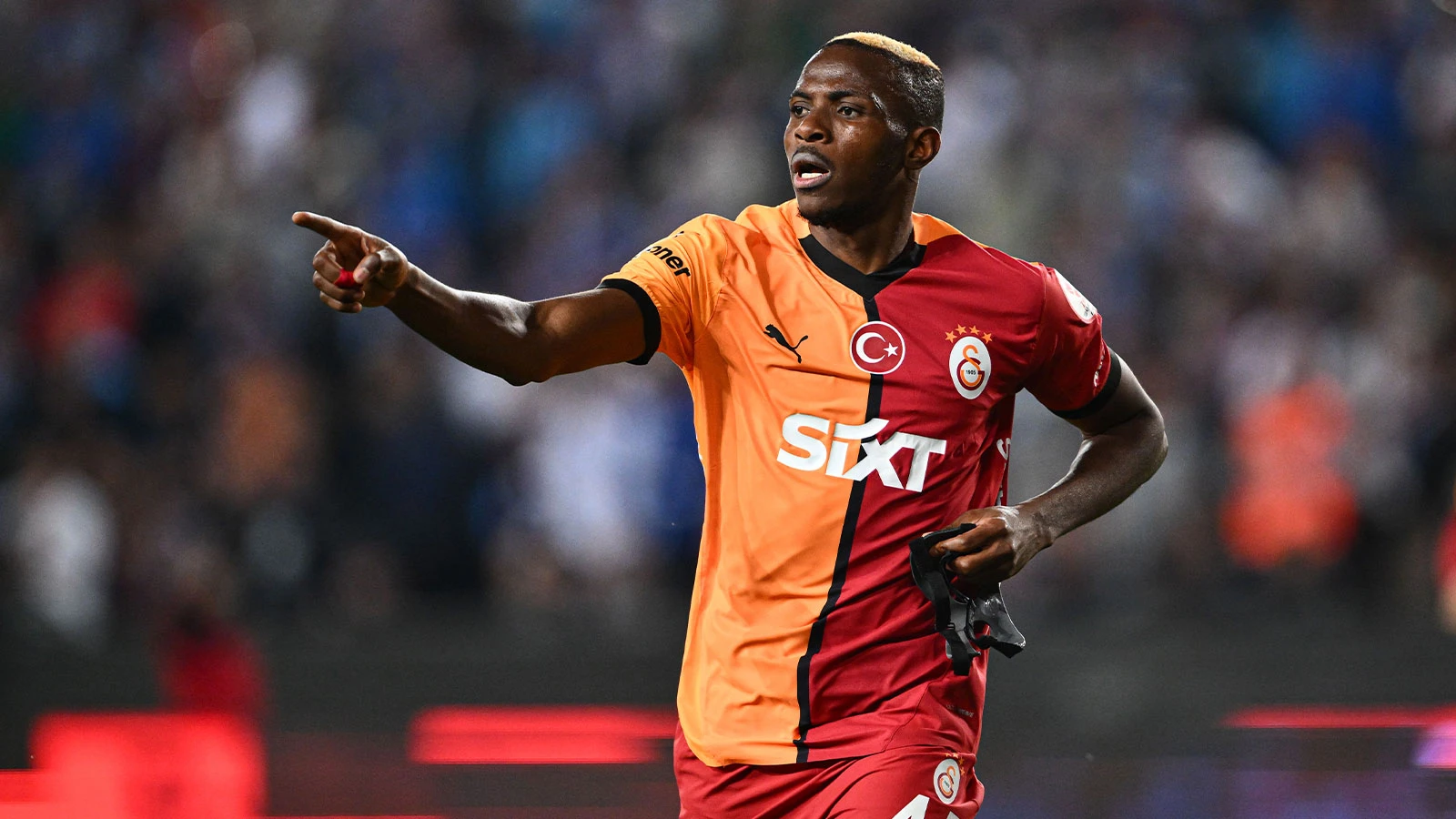 Victor Osimhen, Türk futbol tarihine geçti!