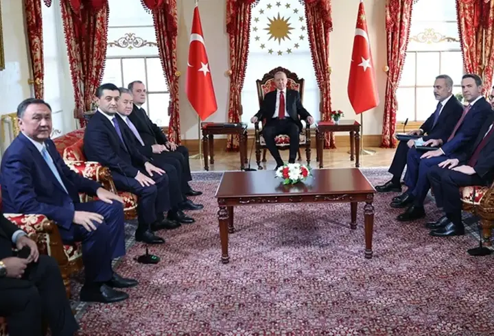 Cumhurbaşkanı Erdoğan, TDT heyetini kabul etti