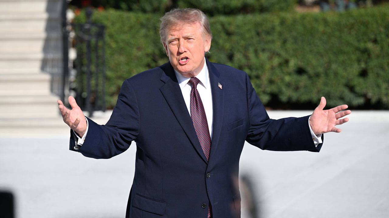 Trump'tan İran'a Saldırı Tehdidi: "Orayı Vurmayı Deneyeceğiz"