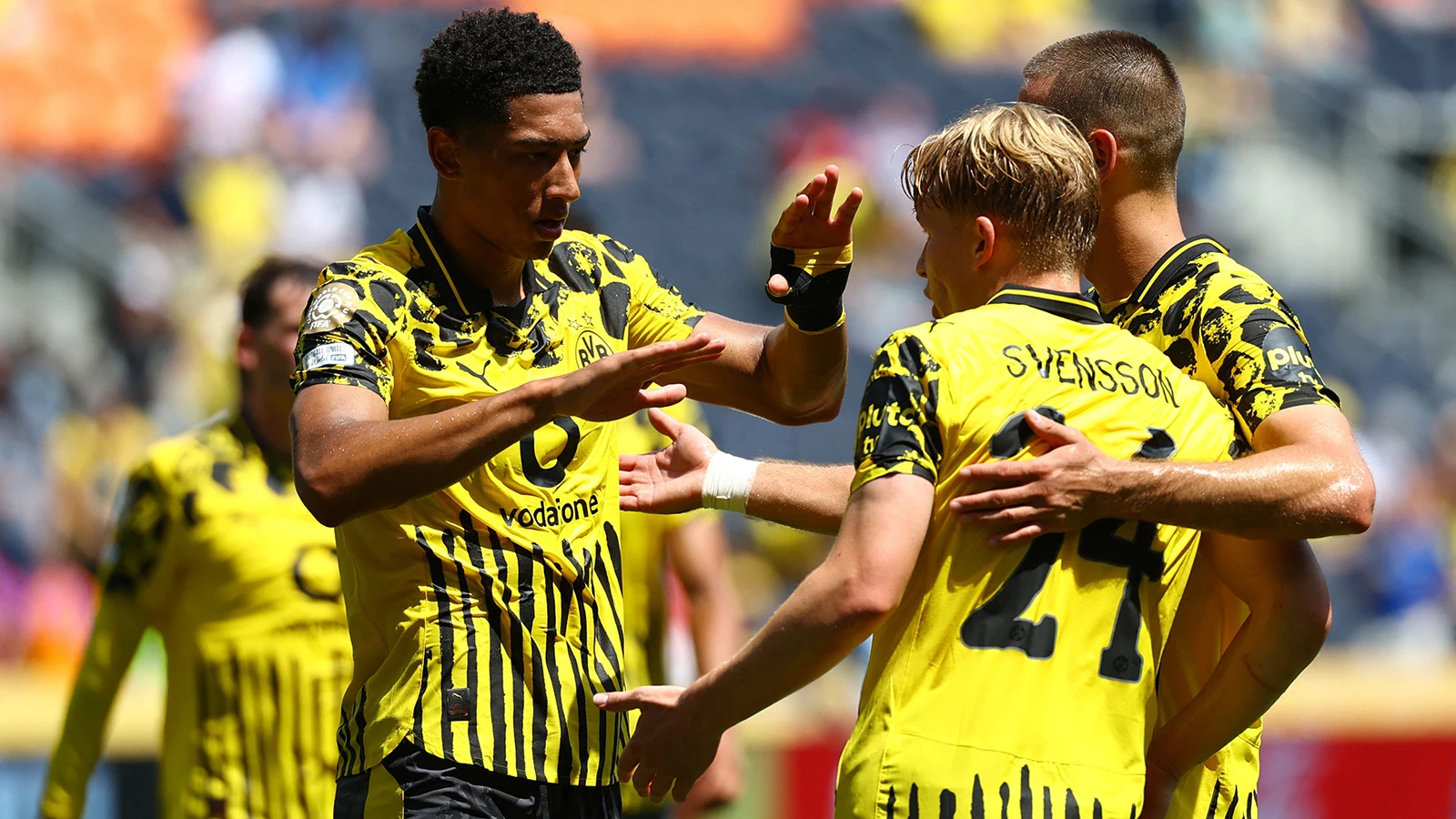 Borussia Dortmund, grubu lider bitirerek son 16 turuna yükseldi