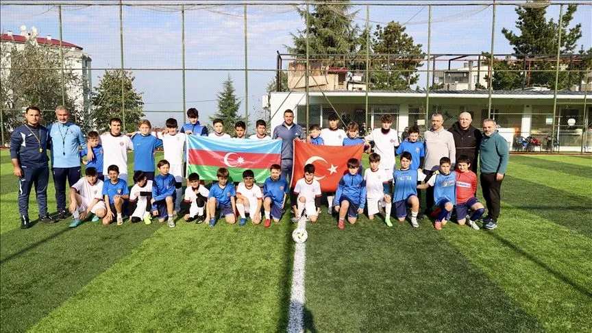 Azerbaycanlı antrenör, Trabzonspor sevdasını ülkesine taşıdı