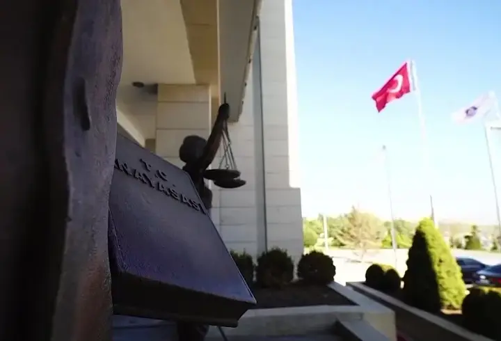 AK Parti'de Anayasa mesaisi: Komisyon çalışmaları yeni yılda da devam edecek