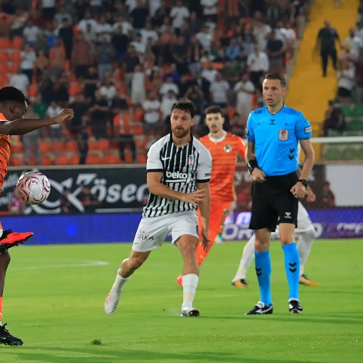 Beşiktaş'tan maç sonu flaş hakem tepkisi! "Utanç vesikası olarak..."