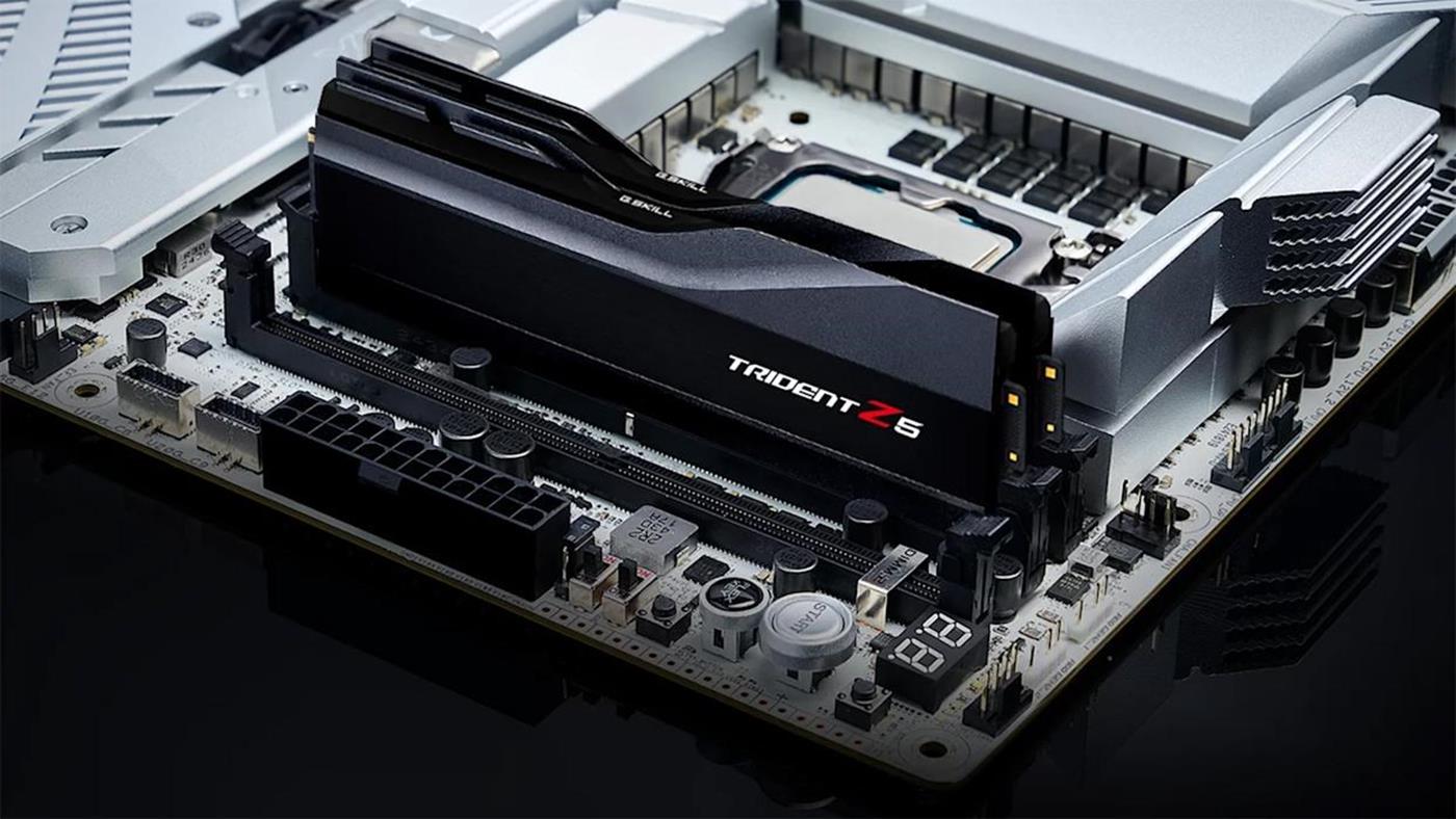 DDR5 hız rekoru yenilendi: G.Skill 12.872 MT/s'ye ulaştı