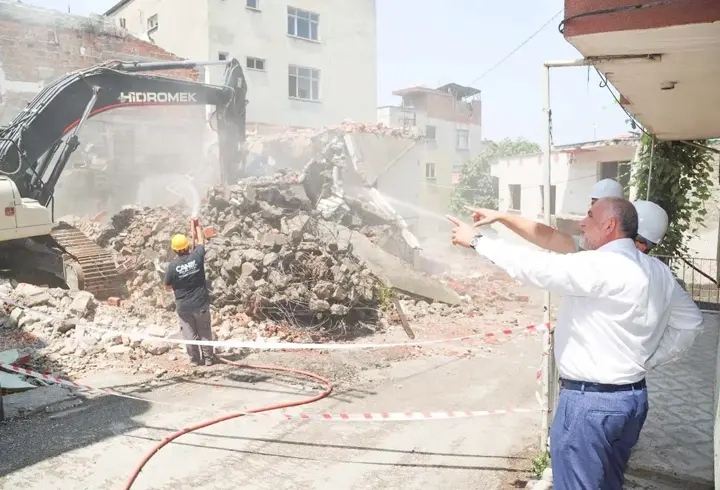 Canik'te depreme dayanıksız 741 bina yıkılıyor 