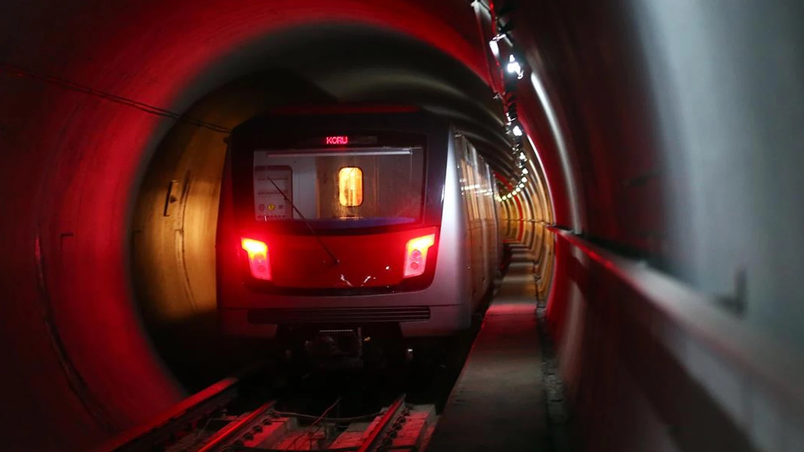 Ankara'da bazı metro istasyonları hizmete kapatıldı