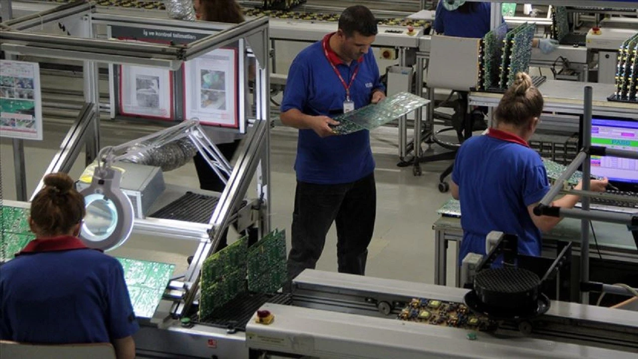 Ticaret savaşlarının kazananı Türk elektronik sektörü olabilir