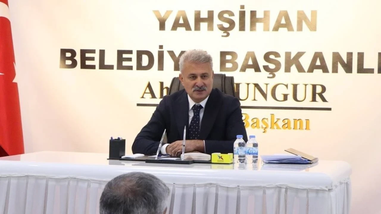 Son dakika: Yahşihan Belediye Başkanı Ahmet Sungur görevden uzaklaştırıldı