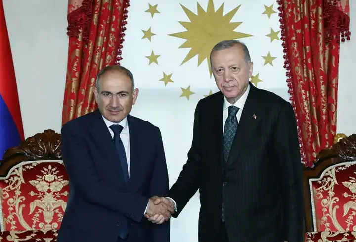 Cumhurbaşkanı Erdoğan-Paşinyan görüşmesi: Masadaki kritik başlıklar nelerdi?
