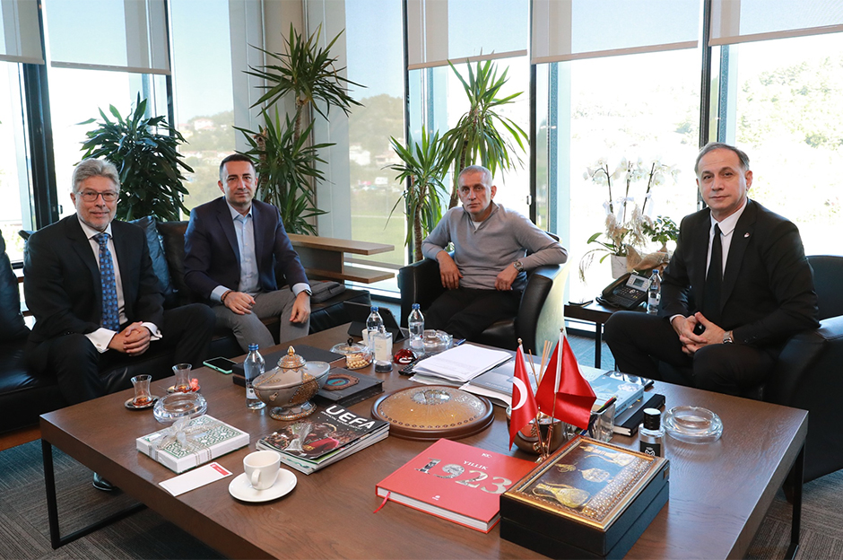 Vitor Melo Pereira: "Hakemlerin yarısı testleri geçemedi"