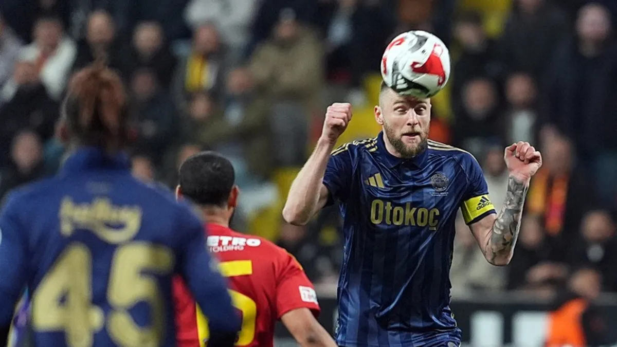 Fenerbahçe'de Skriniar şoku! 2. yarıya devam edemedi