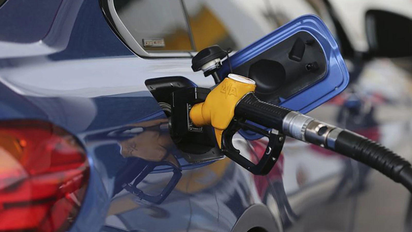 Benzin ve motorin fiyatları haftaya nasıl başladı?