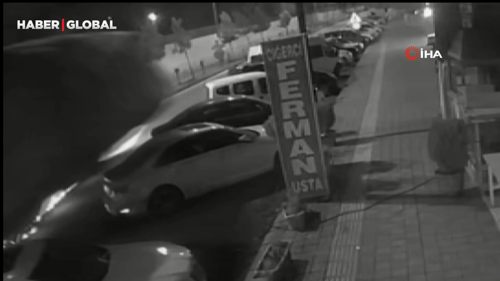 Diyarbakır'da devrilen tırın 7 araca birden çarpma anı anbean görüntülendi
