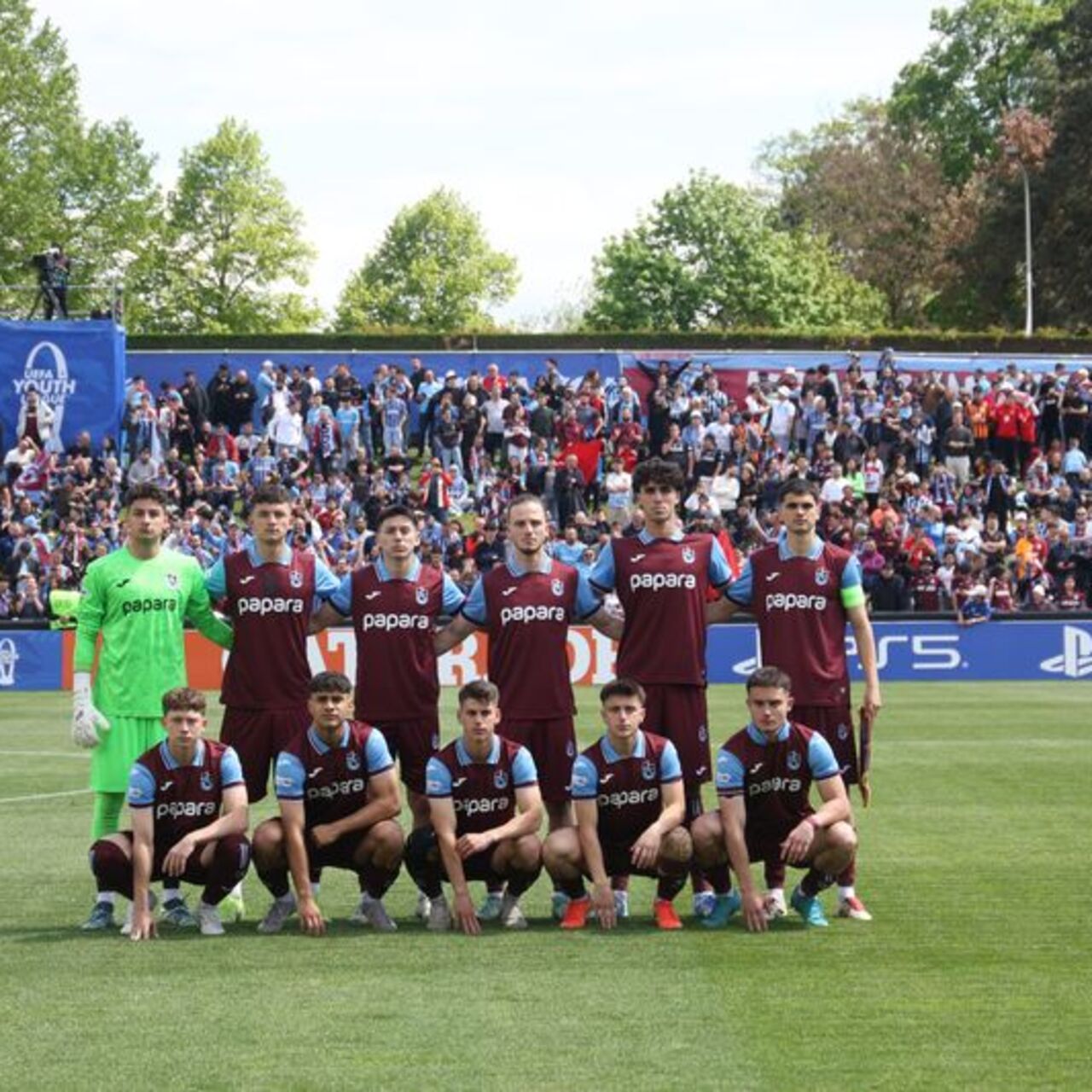 Trabzonspor'un gençleri finalde Barça'ya karşı!