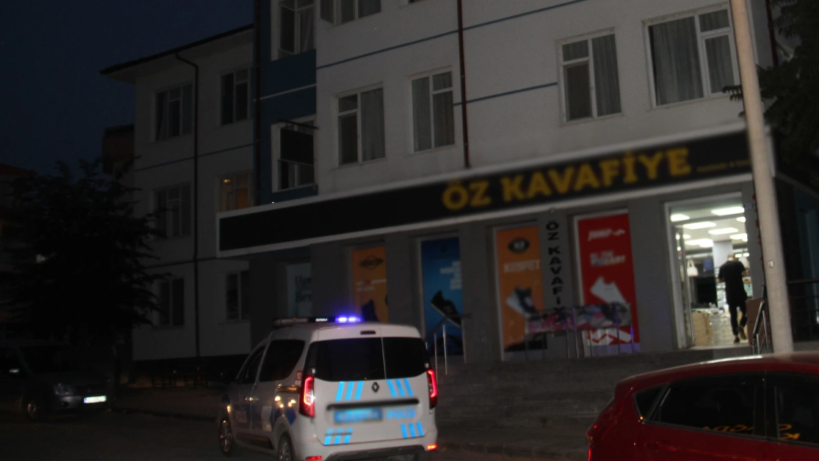 Konya'da 2 yaşındaki çocuk, ailesiyle kaldığı otelin penceresinden düştü