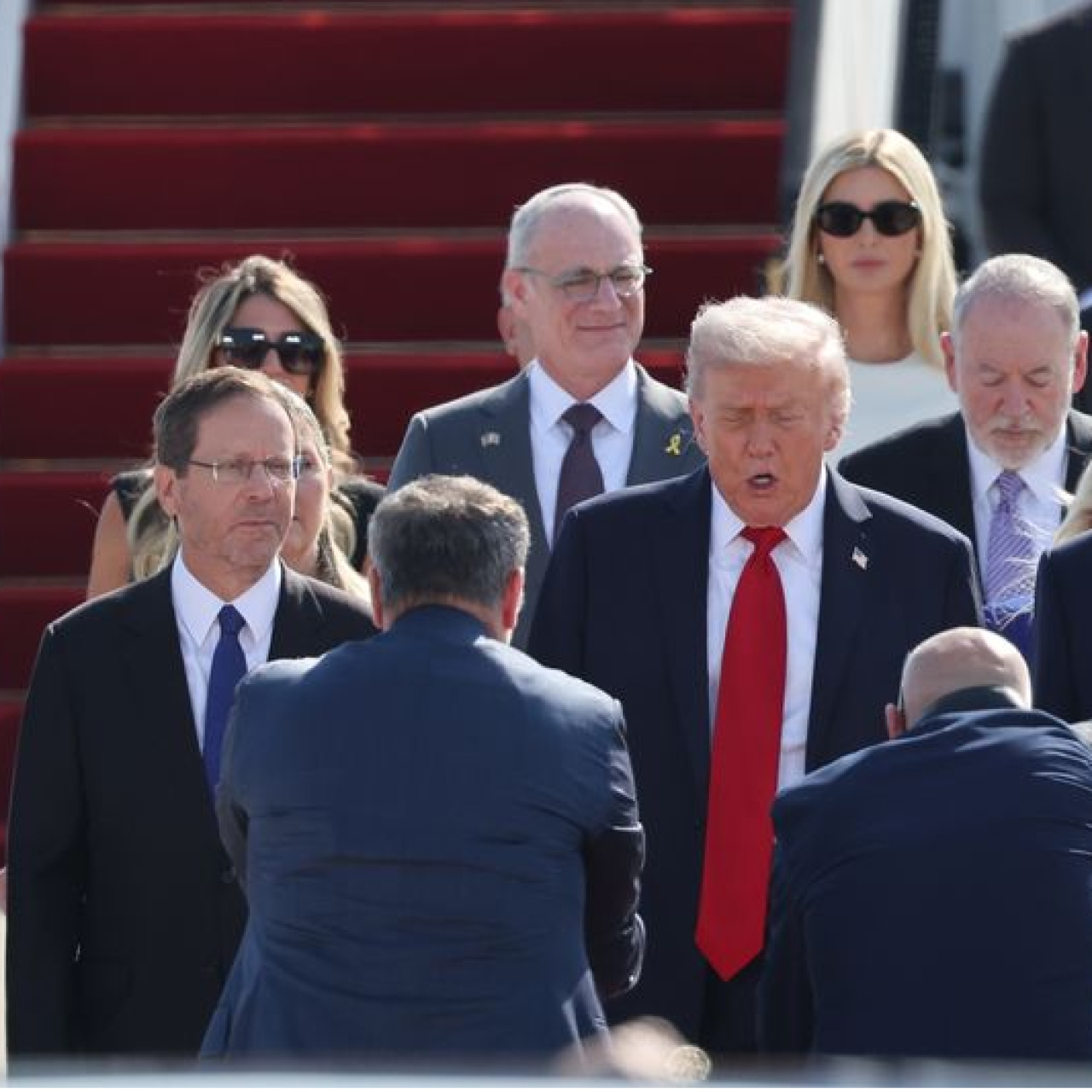 Trump'ın "Netanyahu'ya af" talebine yanıt verdi