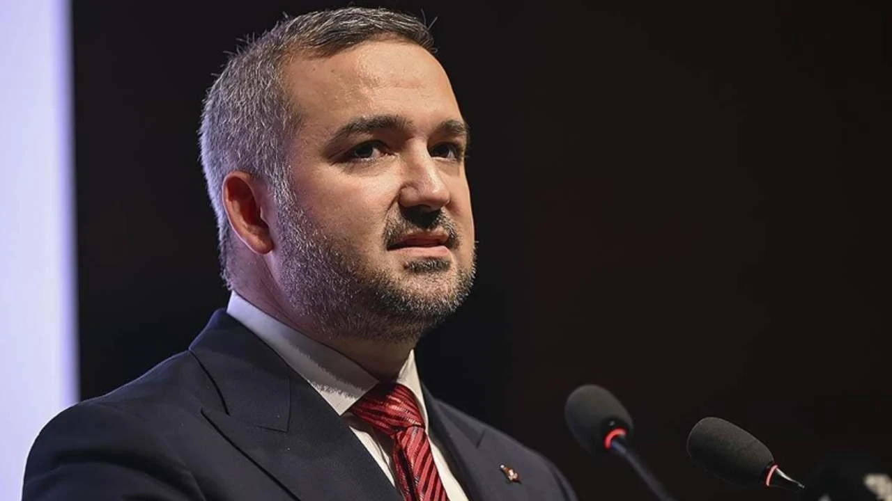 Merkez Bankası Başkanı Karahan: Enflasyonda ara hedefte sapma olursa 'duruş' sıkılaşacak