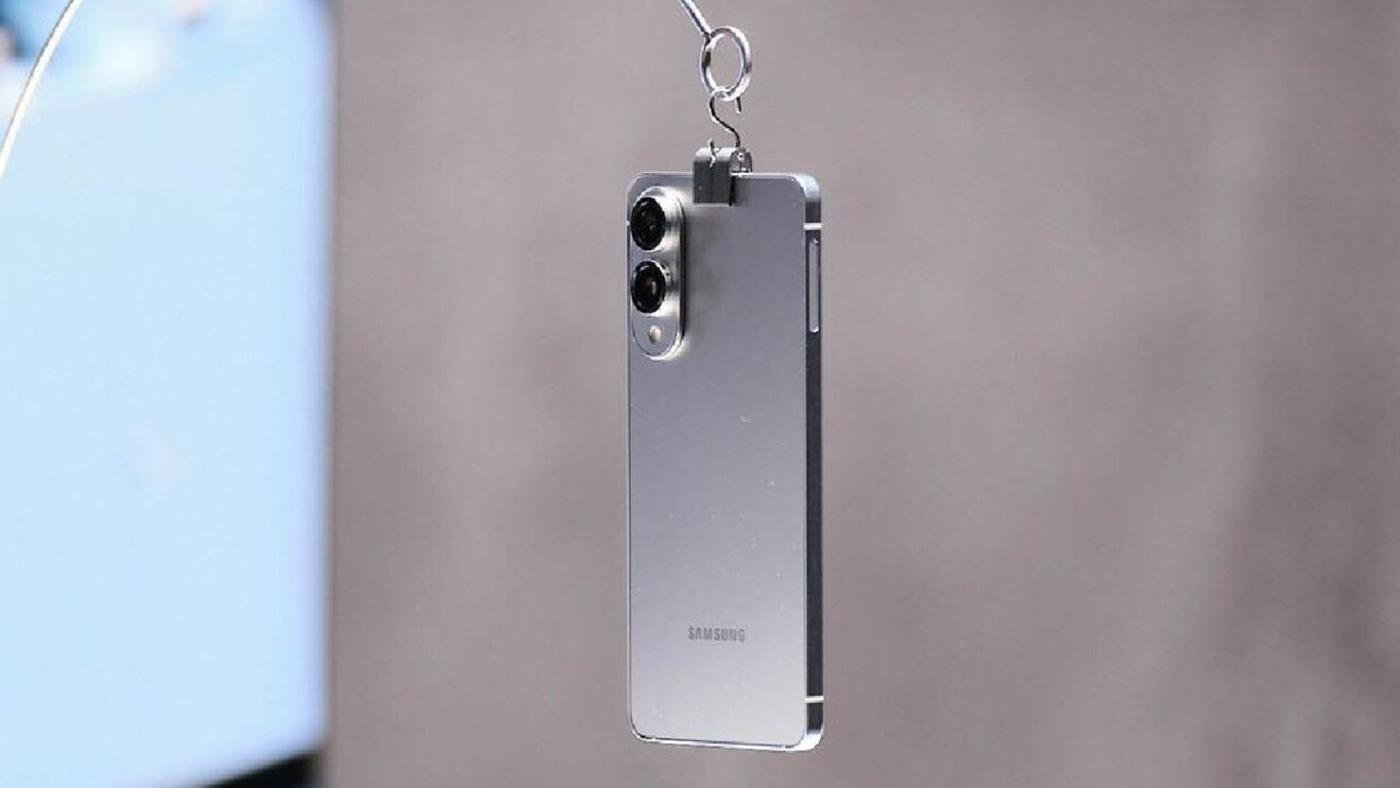 Galaxy S25 Edge için yeni tanıtım tarihi ortaya çıktı