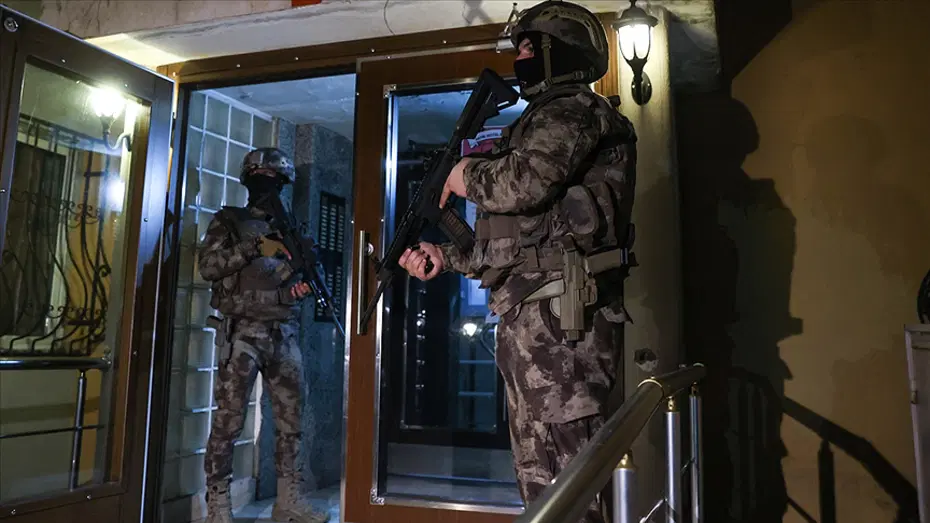 FETÖ'nün kamudaki yapılanmasına operasyon. Üç gözaltı kararı