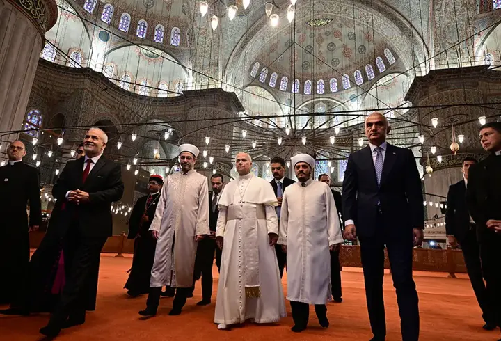 Papa 14. Leo'dan Sultanahmet Camii'ne ziyaret