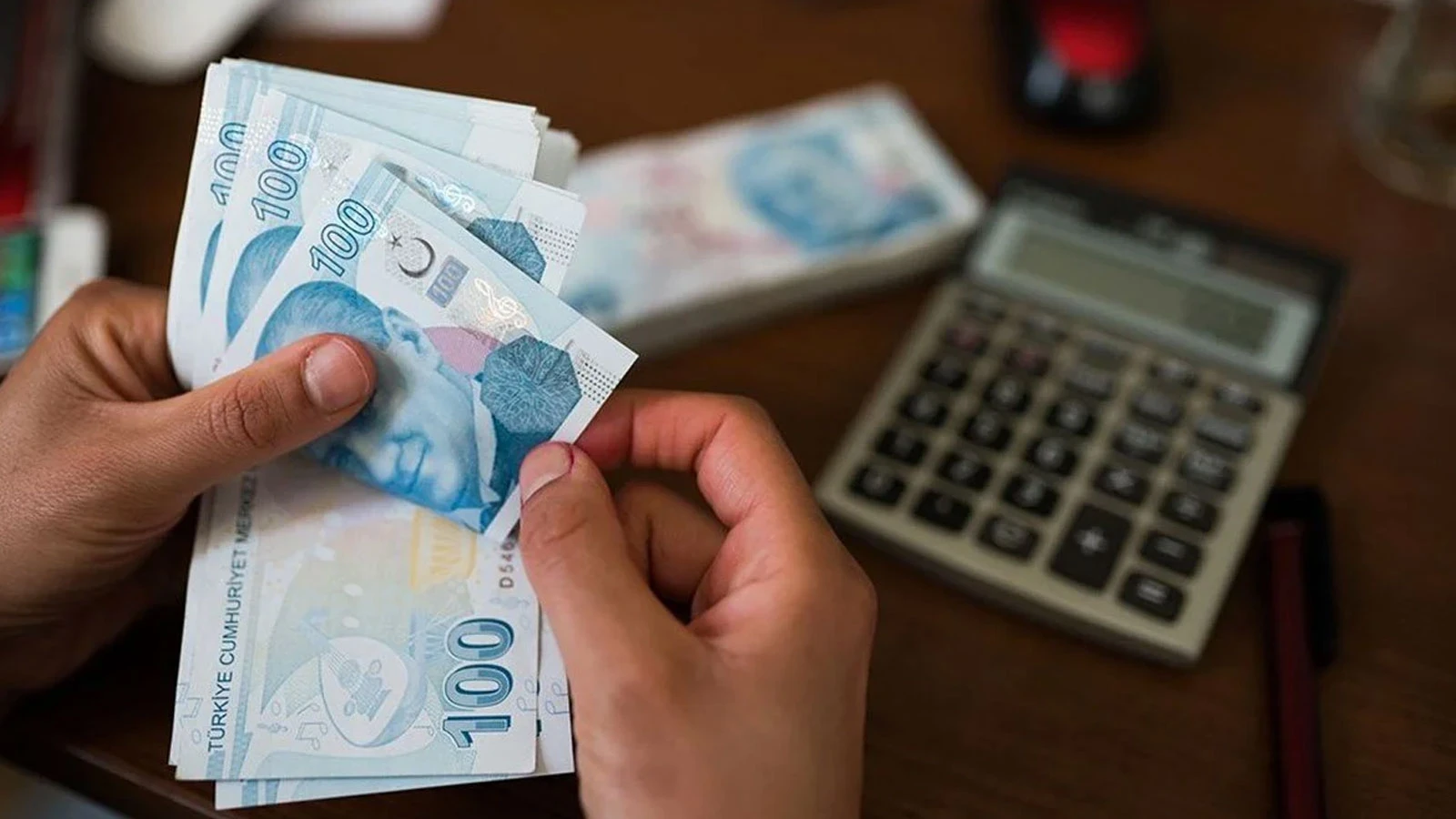Mükelleflerin KDV iade talebinde bulunabilecekleri asgari tutar 10 bin liraya çıkarıldı