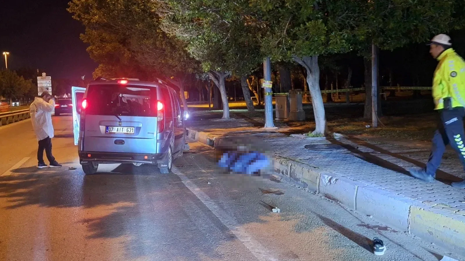 22 yaşındaki Buse'nin korkunç ölümü: Kaldırıma çarpan araçtan fırladı