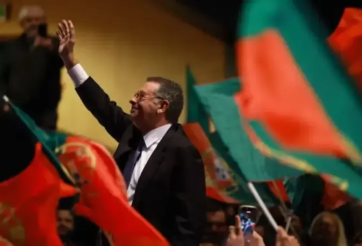 Portekiz’de Jose Seguro cumhurbaşkanı seçildi