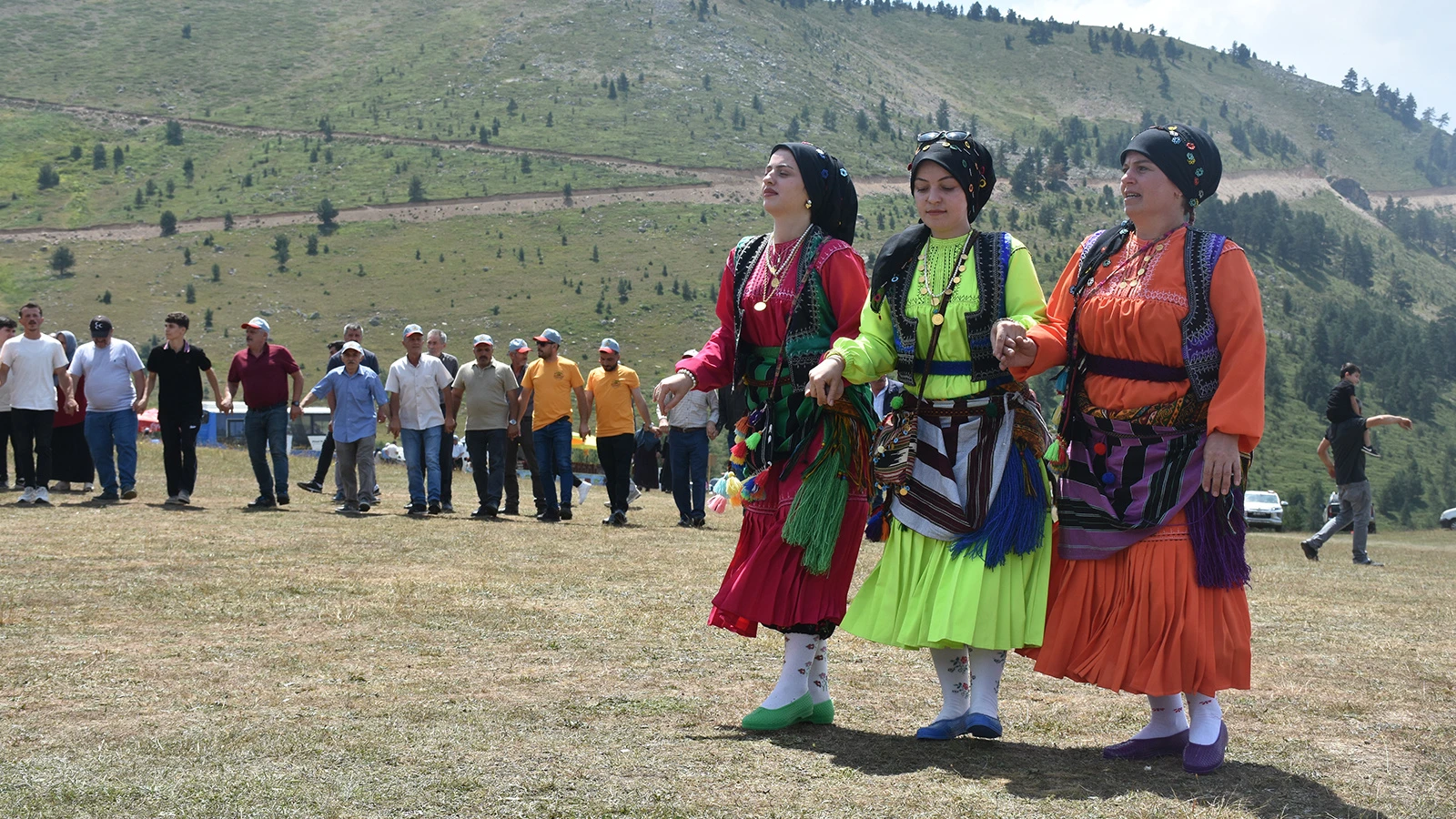 Gümüşhane'de "Saranoy Yaylası Şenliği" düzenlendi