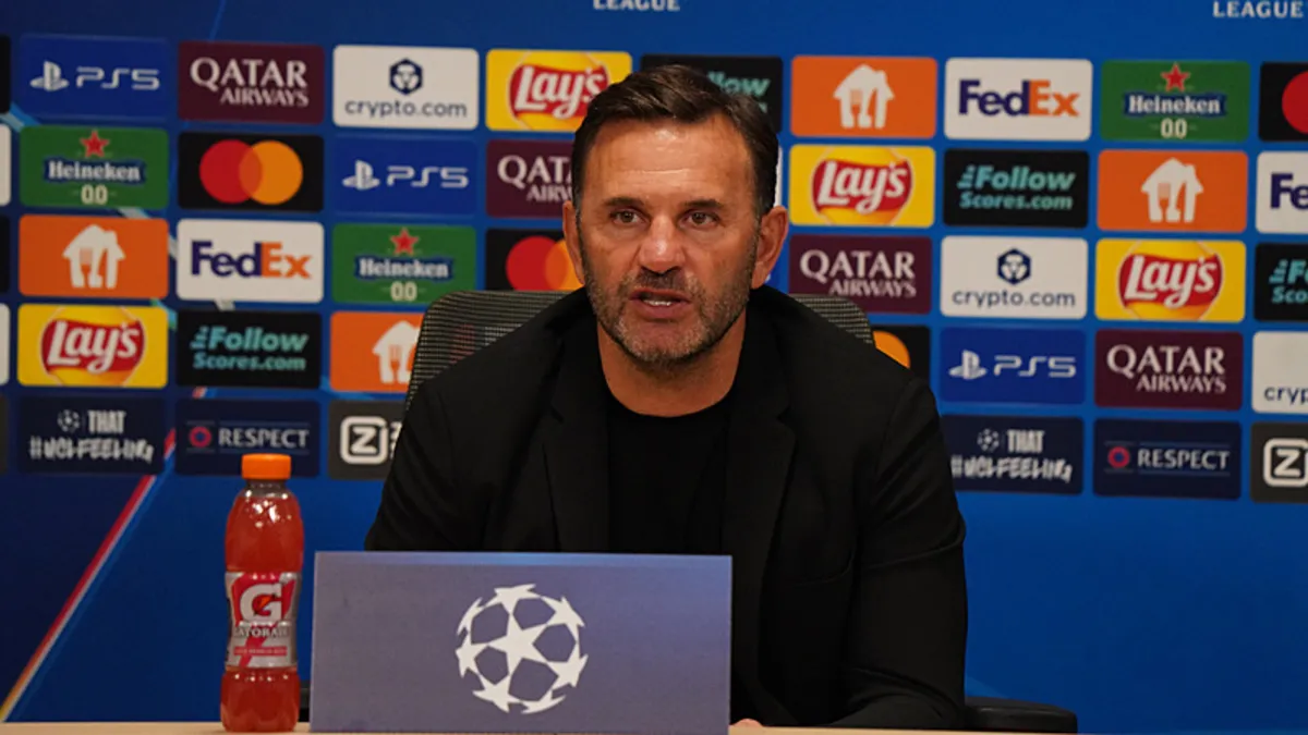 GALATASARAY HABERİ - Okan Buruk’tan transfer mesajı! “Takıma katılacak oyuncularda…”