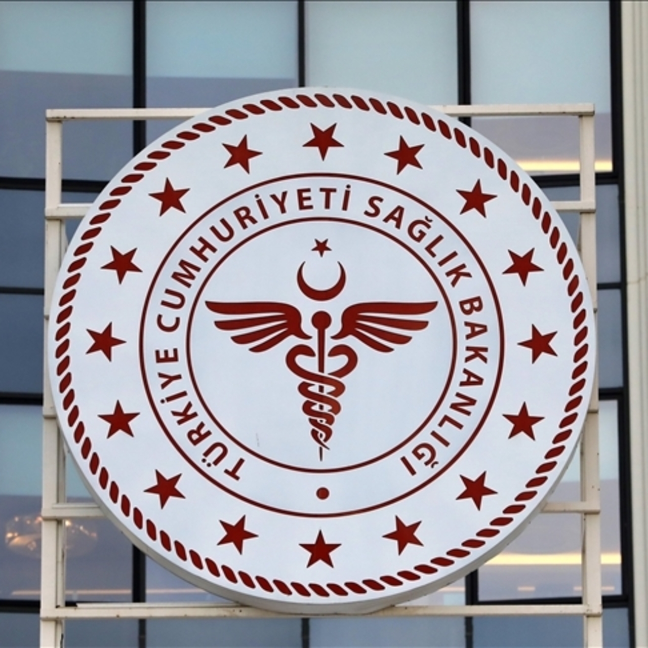 Sağlık Bakanlığı 18 bin personel alımı yapacak