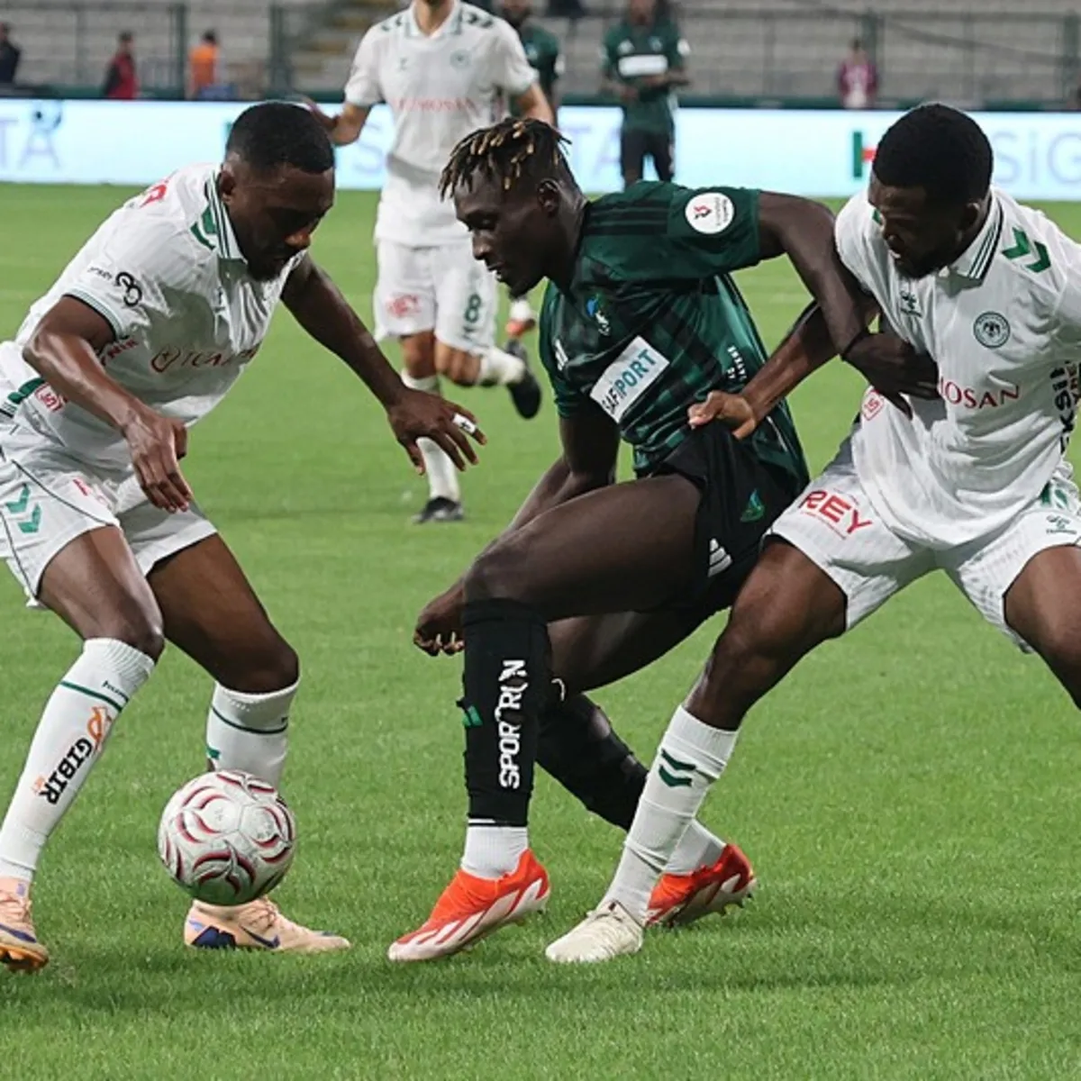 Kocaelispor deplasmanda TÜMOSAN Konyaspor'u mağlup etti!