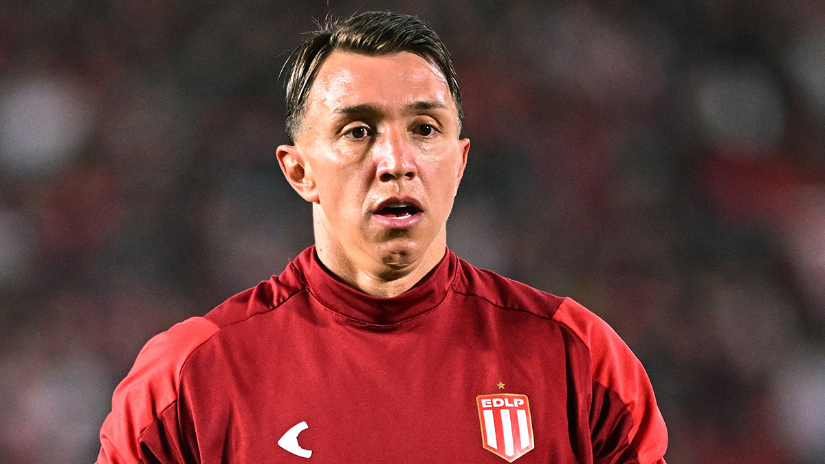 Fernando Muslera Maç Devam Ederken Korkutucu Bir An Yaşadı, Kendini Yere Bıraktı