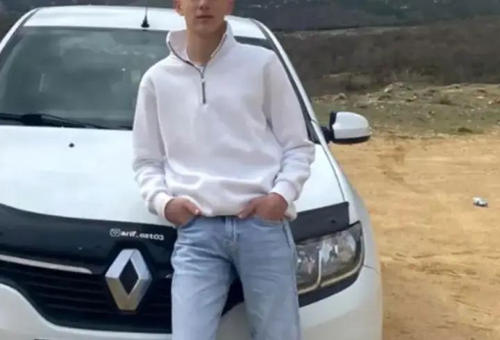 Afyonkarahisar'da otomobil köprü bariyerine çarptı: 1 ölü, 3 yaralı