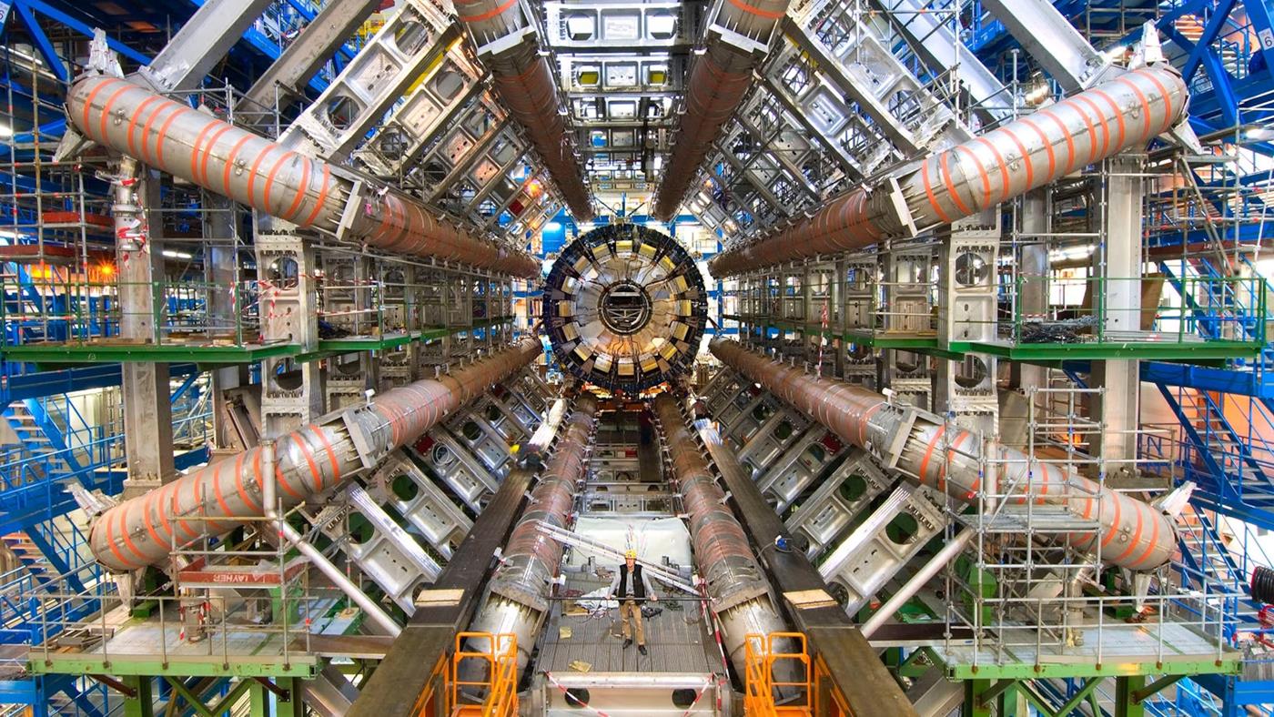 CERN’den gelen veriler Standart Model’de yeni bir çatlağa işaret ediyor