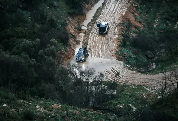 Yamanlar'da mahsur kalan 3 kişi itfaiye ve AFAD kurtardı