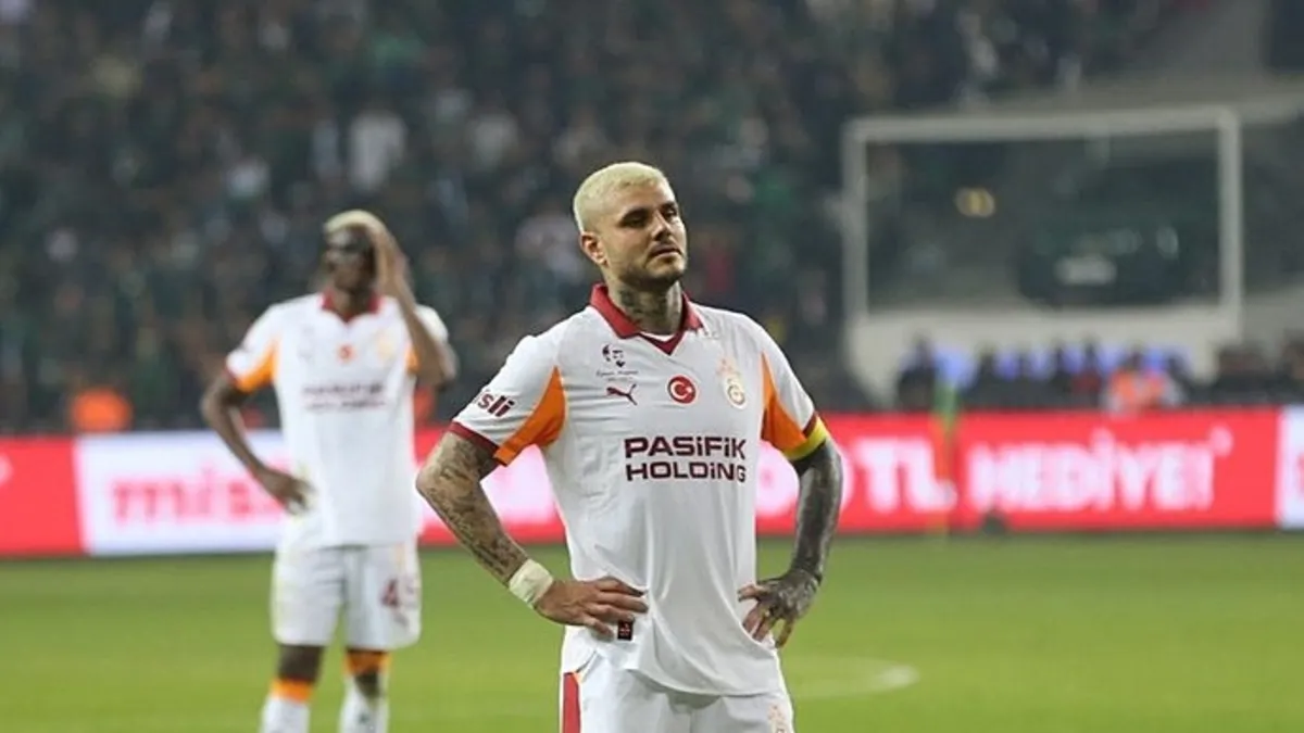 Galatasaray'da Icardi tartışması! Taraftarları çileden çıkardı