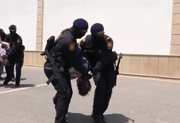 Azerbaycan'da, Rus vatandaşlarından oluşan çeteler çökertildi
