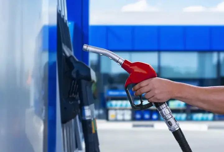 Araç sahipleri dikkat! Benzine zam geldi... Akaryakıtta tabela değişti... (12 Nisan 2024)