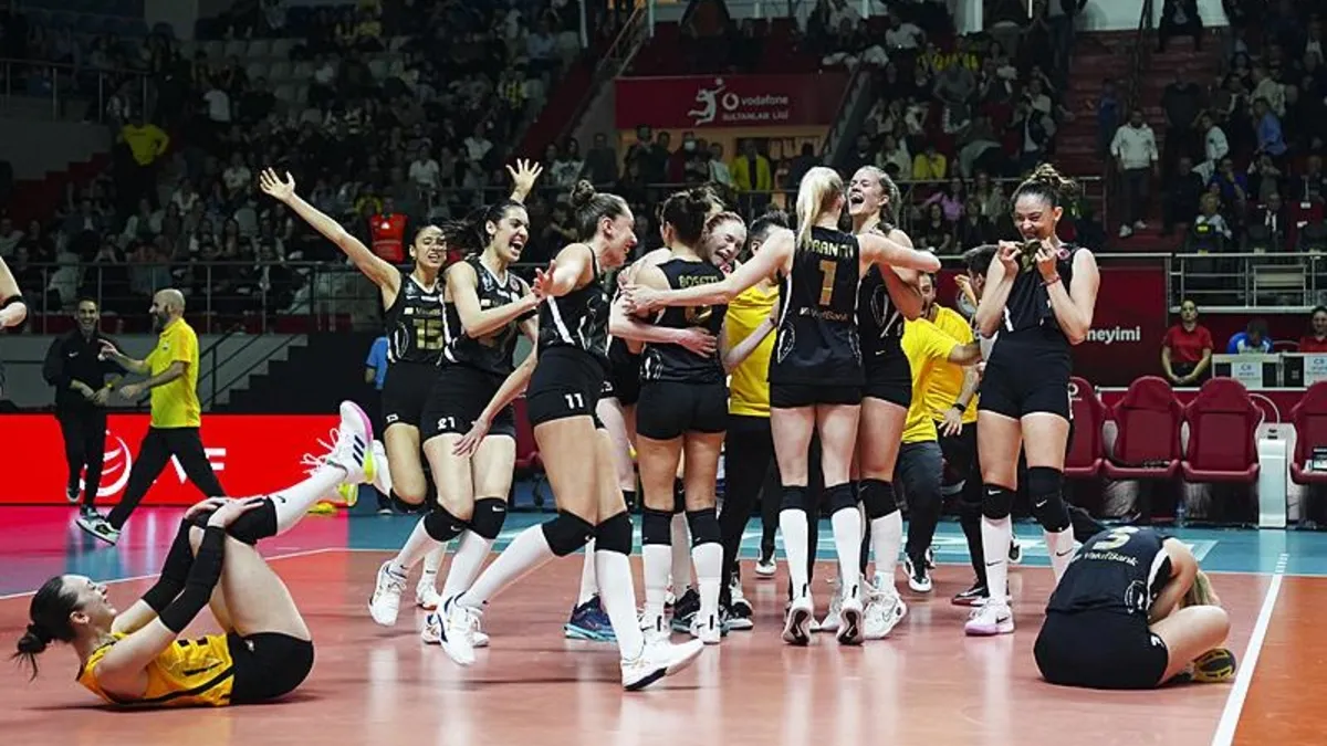 Fenerbahçe Medicana 1-3 VakıfBank (MAÇ SONUCU ÖZET)
