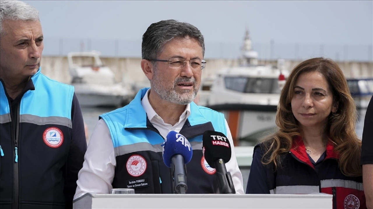Bakan Yumaklı, kontrol altına alınan yangınları açıkladı