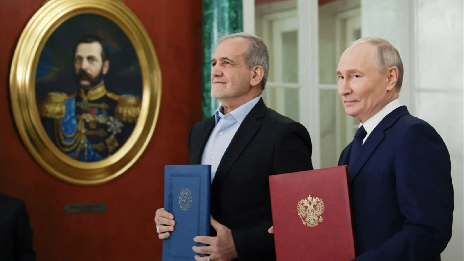 Rus uzman İran'ı yorumladı, Dünya baskı değil eşitlik istiyor!