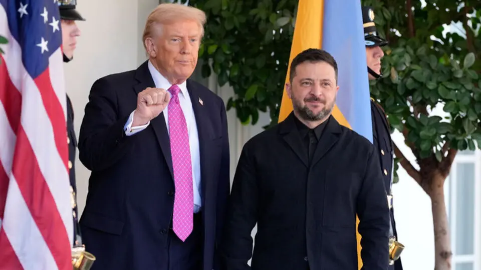 Zelenskiy ile bir araya gelen Trump: Savaş bitsin istiyoruz