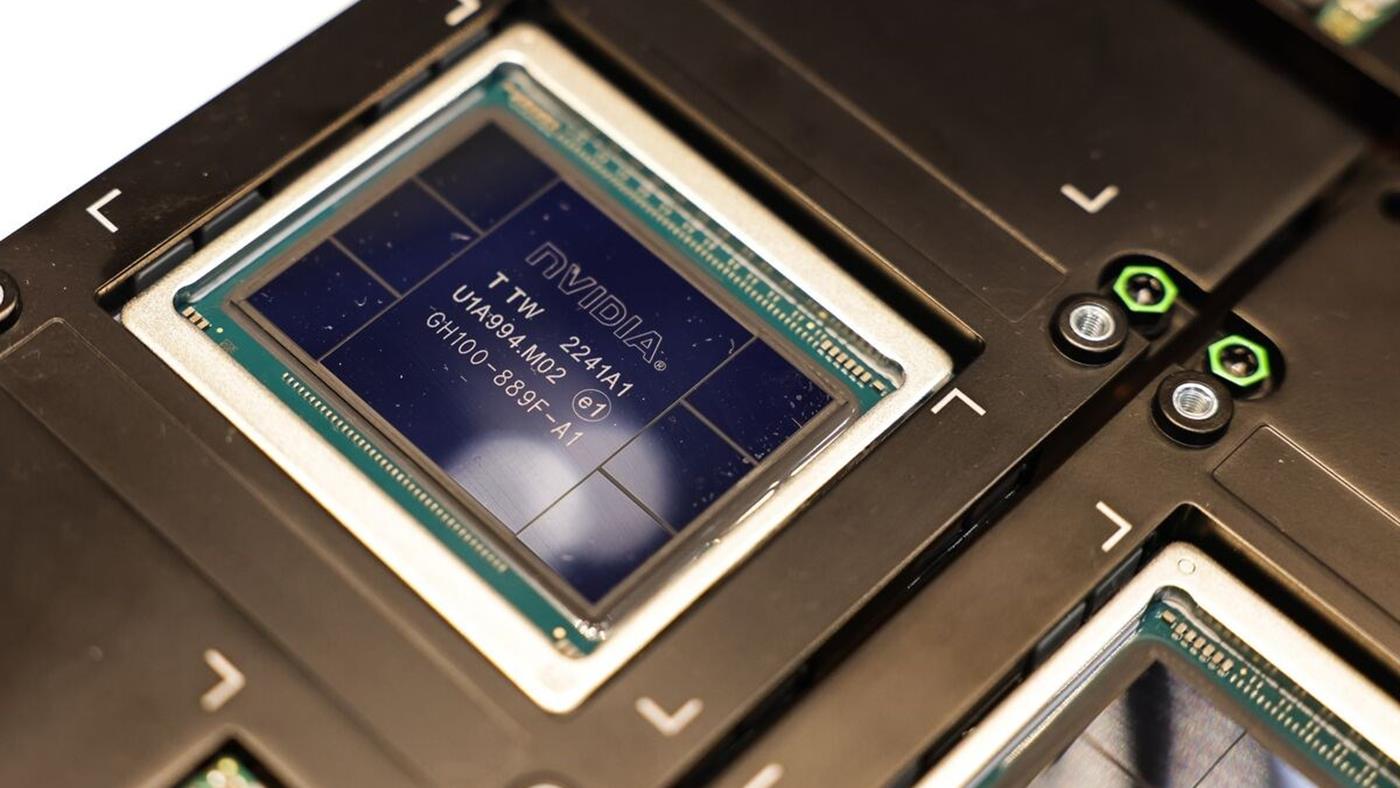 Çin, 100 binden fazla Nvidia çipi ile çok sayıda veri merkezi kuracak