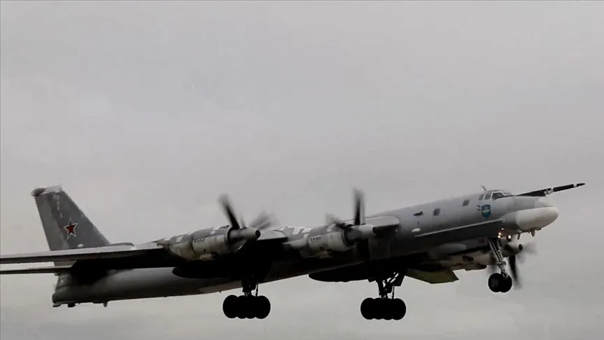 Rus bombardıman uçakları, Barents ve Norveç denizlerinde planlı uçuş yaptı