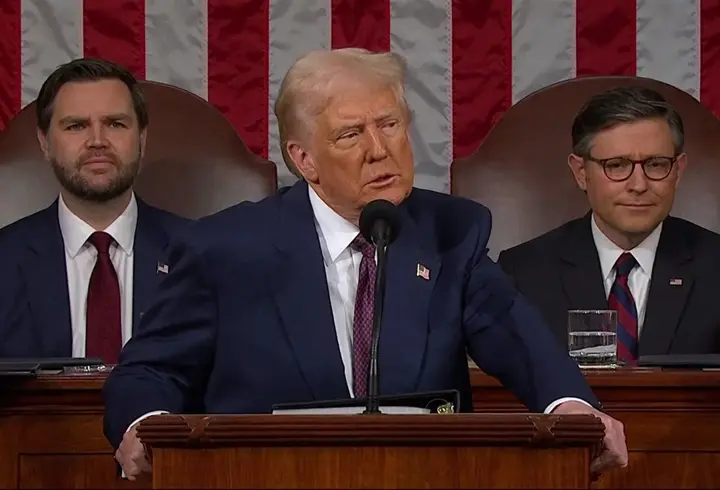 Trump kongrede yanlış bilgi paylaştı! "Ölüler sosyal yardım alıyor"