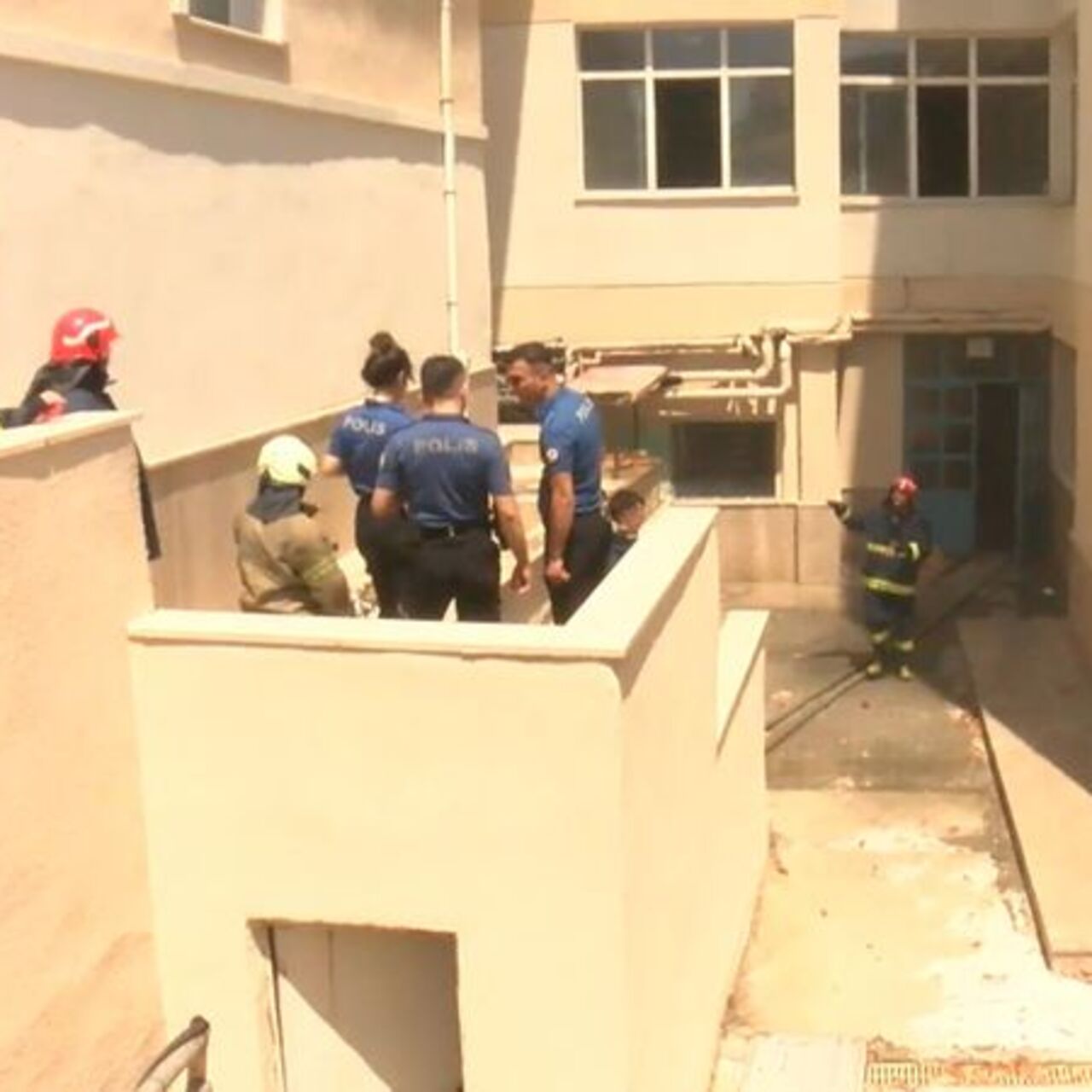 Nişantaşı'nda okul yangını: 15 öğrenci tahliye edildi
